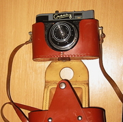 Смена-8 (не М) и Premier PC-661 - два пленочных фотоаппарата 